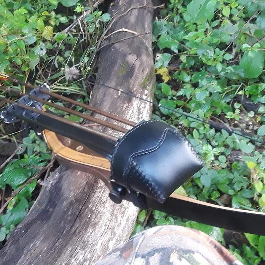 Bow and quiver 
